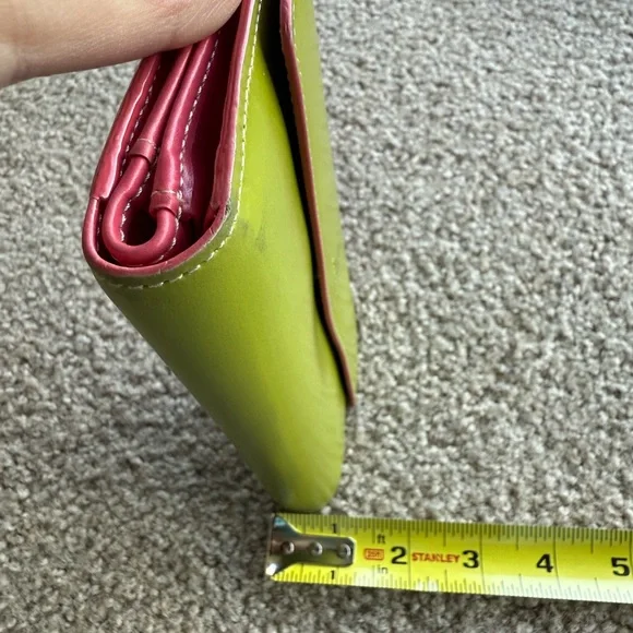 LODIS Vintage EUC Green/Pink Smooth Leather Wallet with Minimalist Design - Picture 3 of 16